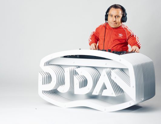 DJ DAN
